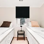 Dinbnb Gagaten Apartment