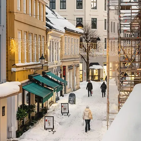 Dinbnb Gagaten דירה *