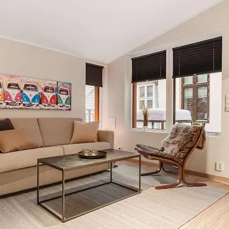 Dinbnb Gagaten דירה